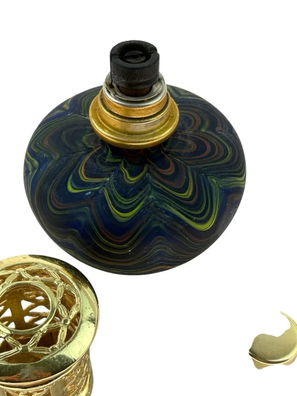*La-Tee-Dah Catalytic Fragrance Lamp Glass Tapered Lip Gray Multi Ornate Crown